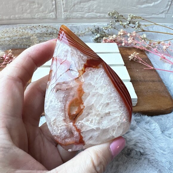 Gorgeous Carnelian Flame - Picture 6 of 8